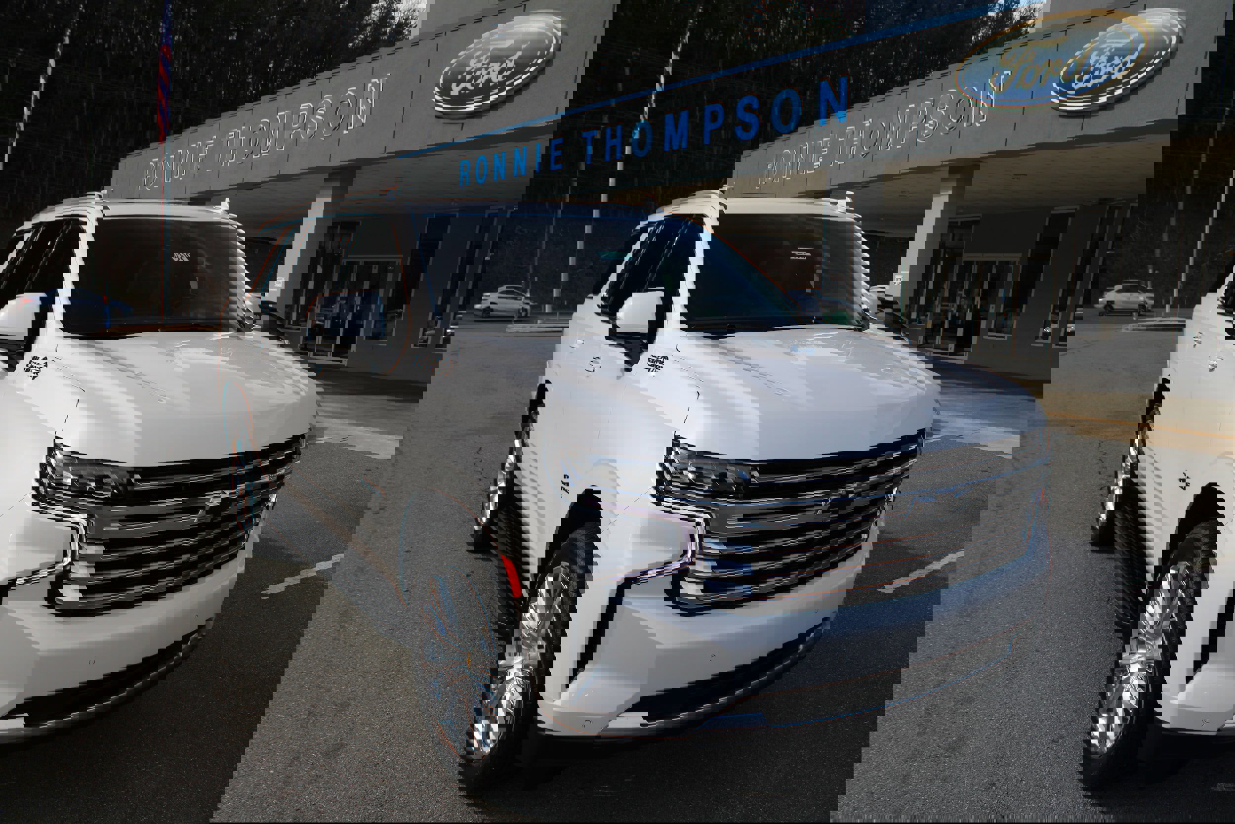 Used 2023 Chevrolet Tahoe High Country image 1