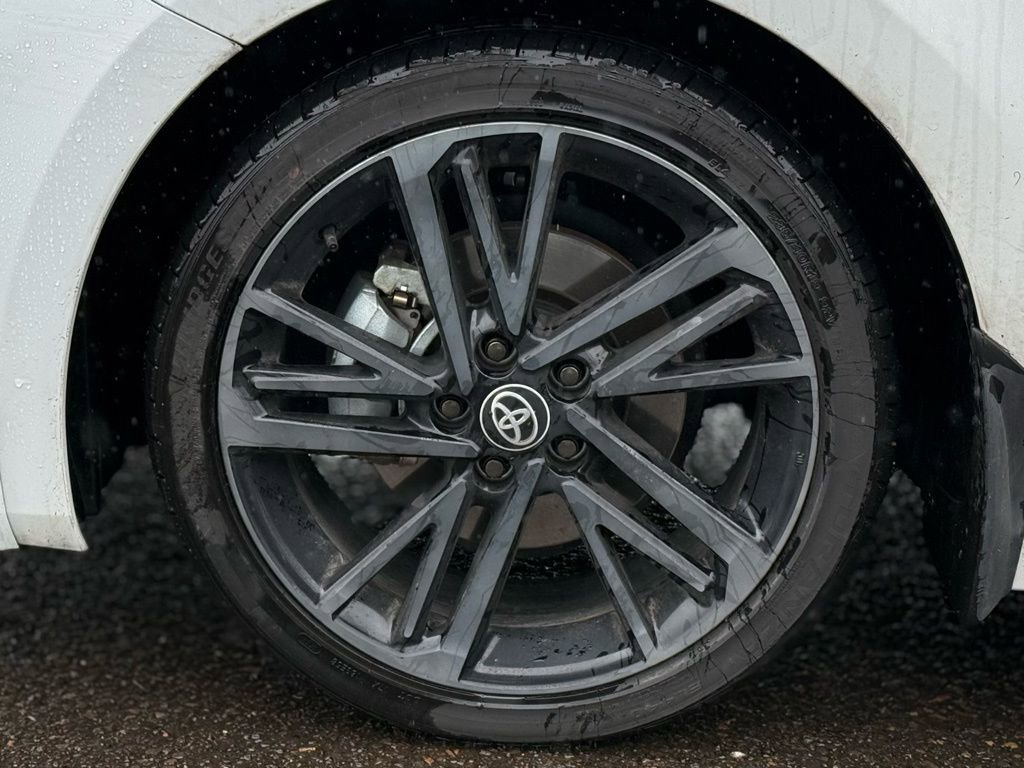 Used 2026 Toyota Camry XSE w/ Premium Package image 9