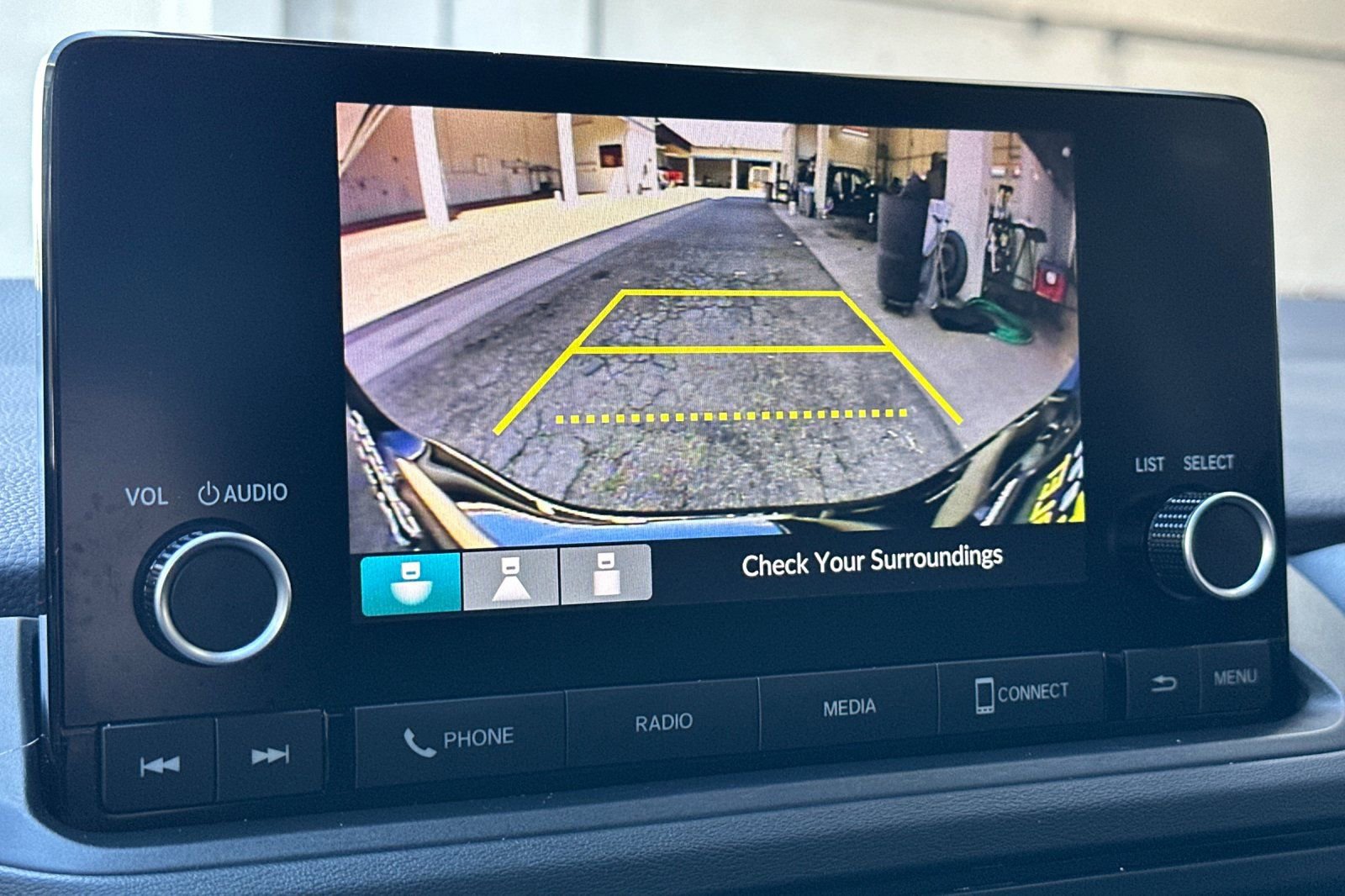 Used 2025 Honda Accord LX image 25