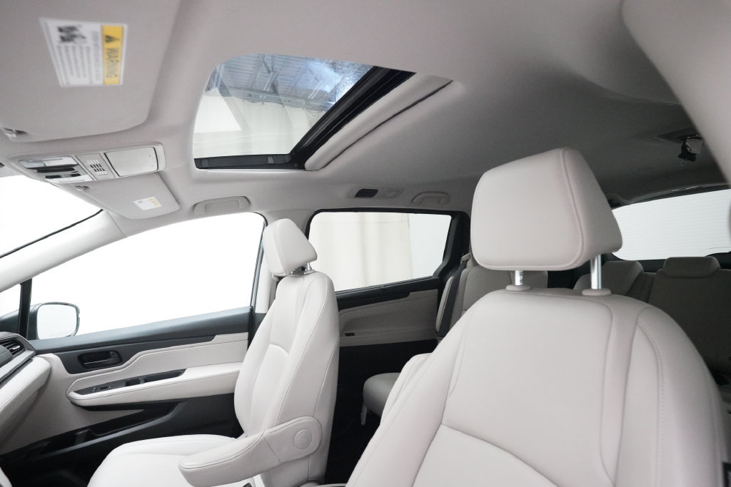 Certified 2025 Honda Odyssey EX-L image 32