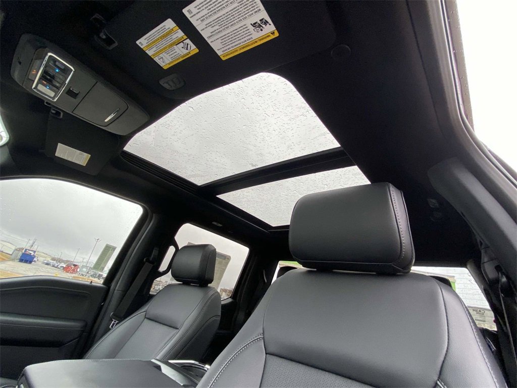 New 2025 Ford F150 Lariat w/ Equipment Group 501A Mid image 18