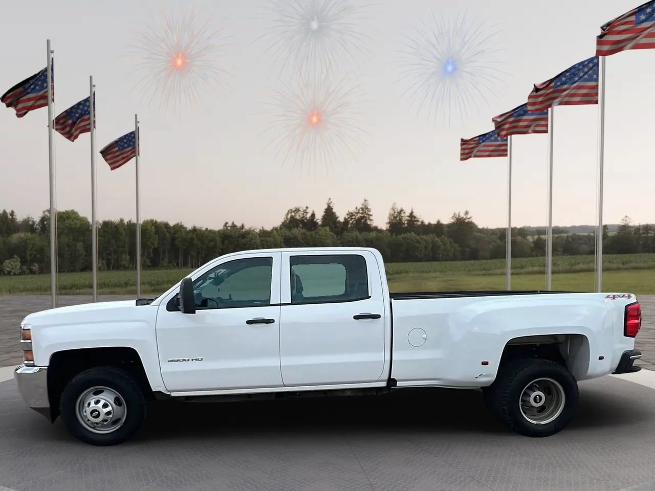 Used 2017 Chevrolet Silverado 3500 W/T AWD/4WD image 4