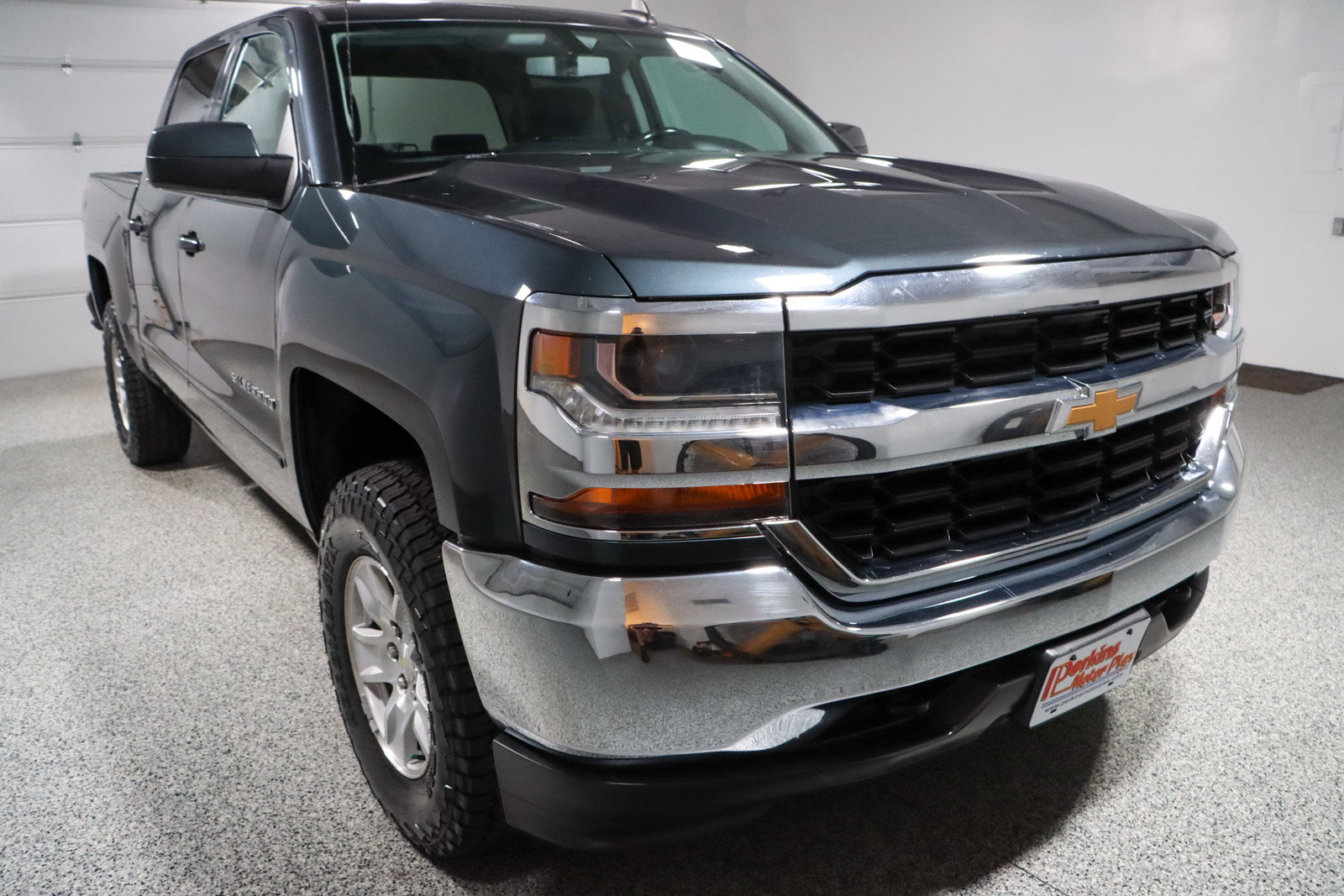 Used 2018 Chevrolet Silverado 1500 LT AWD/4WD image 5