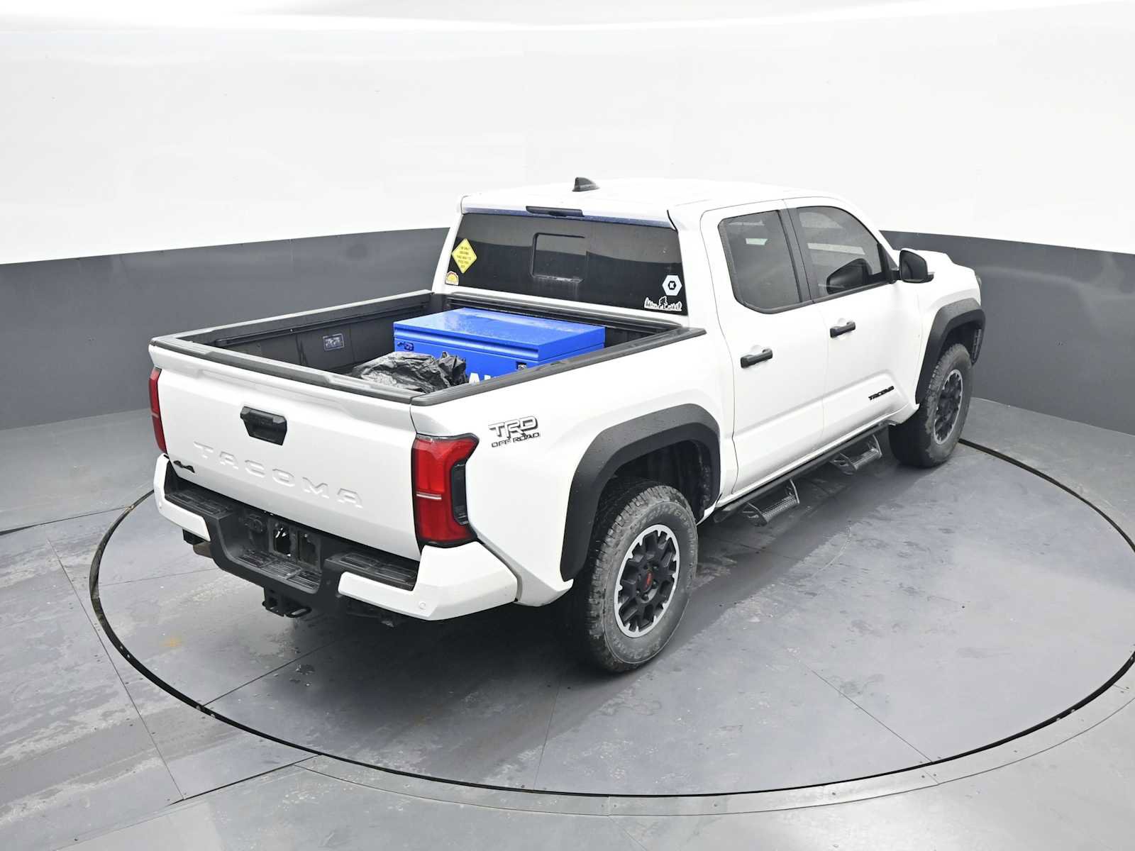 Used 2024 Toyota Tacoma TRD Off-Road w/ TRD Off Road Upgrade Package AWD/4WD image 9