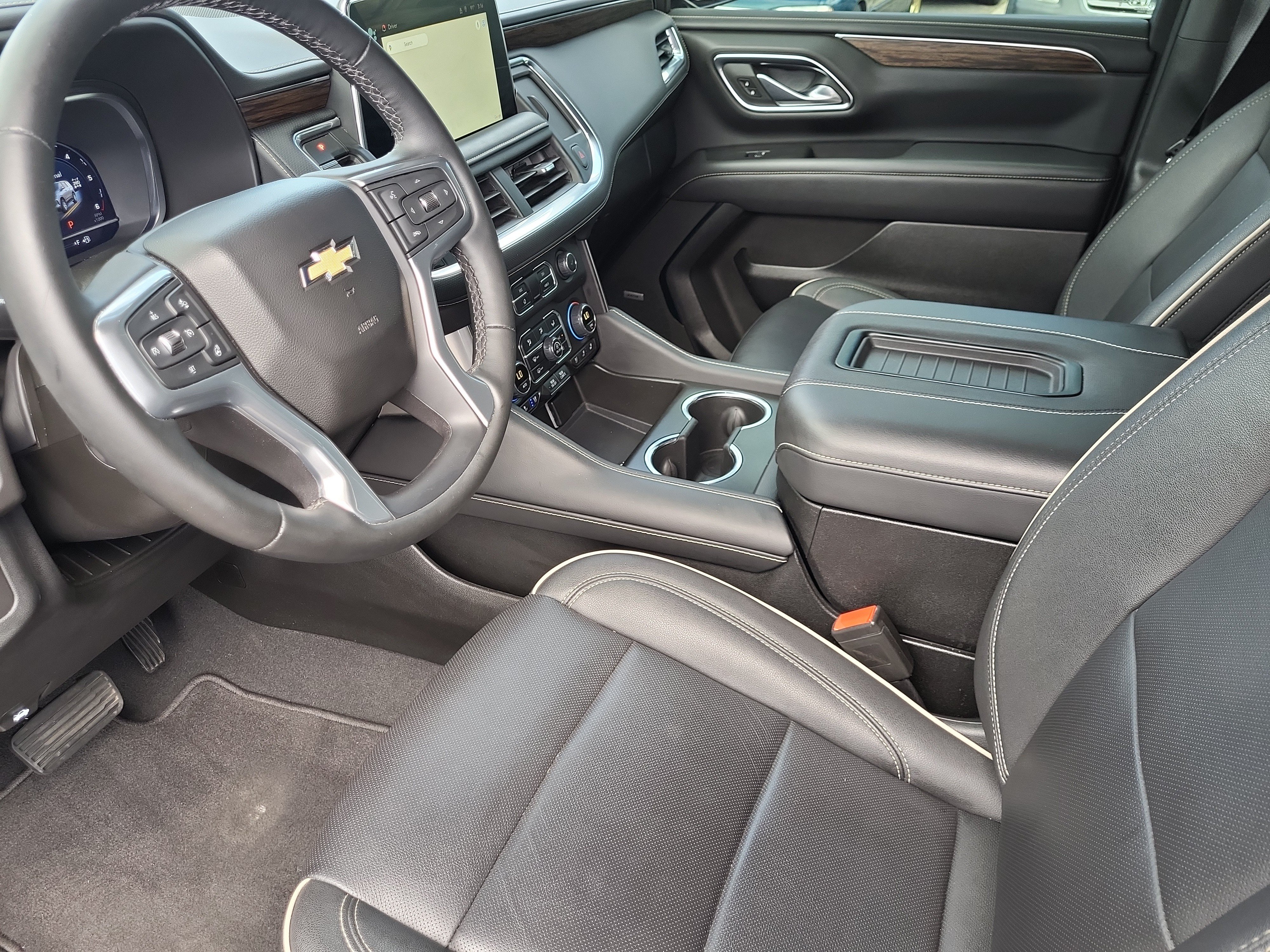 Used 2023 Chevrolet Tahoe Premier AWD/4WD image 12