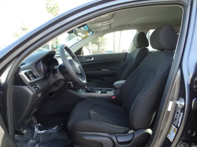 Used 2020 Kia Optima LX image 17