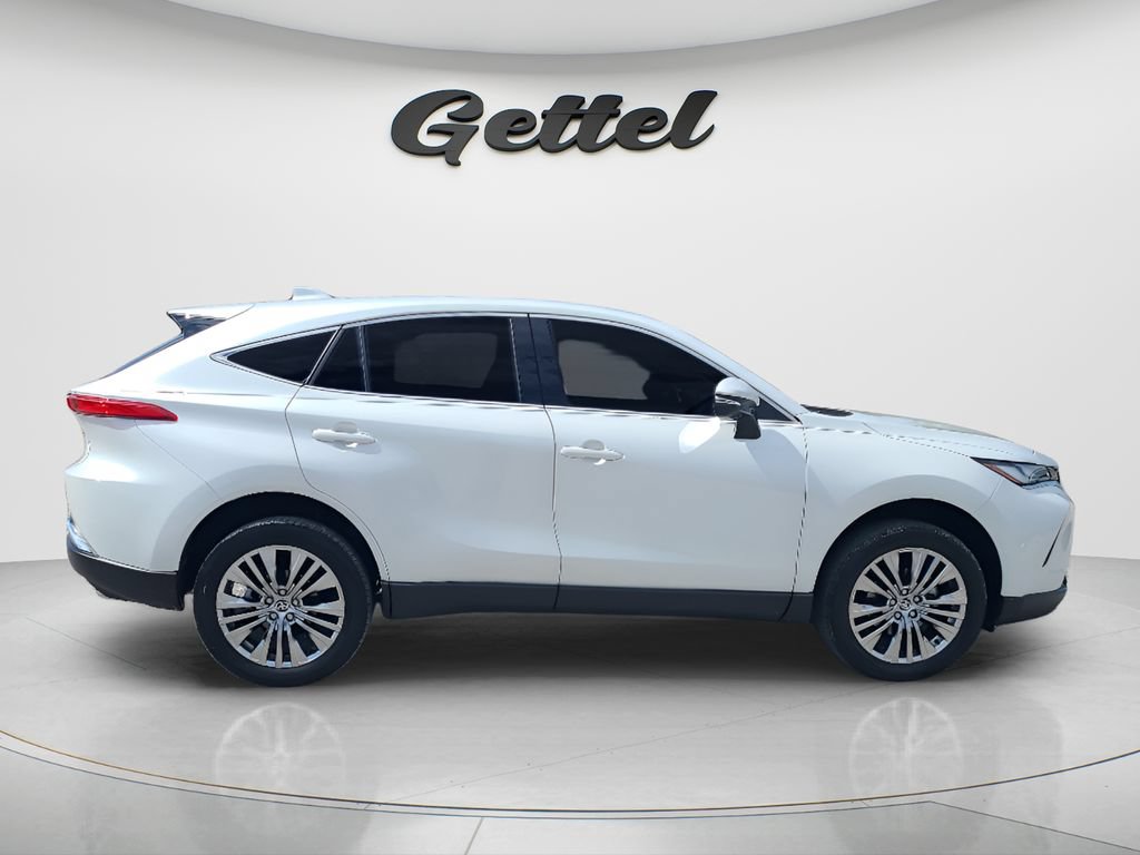 Certified 2024 Toyota Venza Limited AWD/4WD image 4