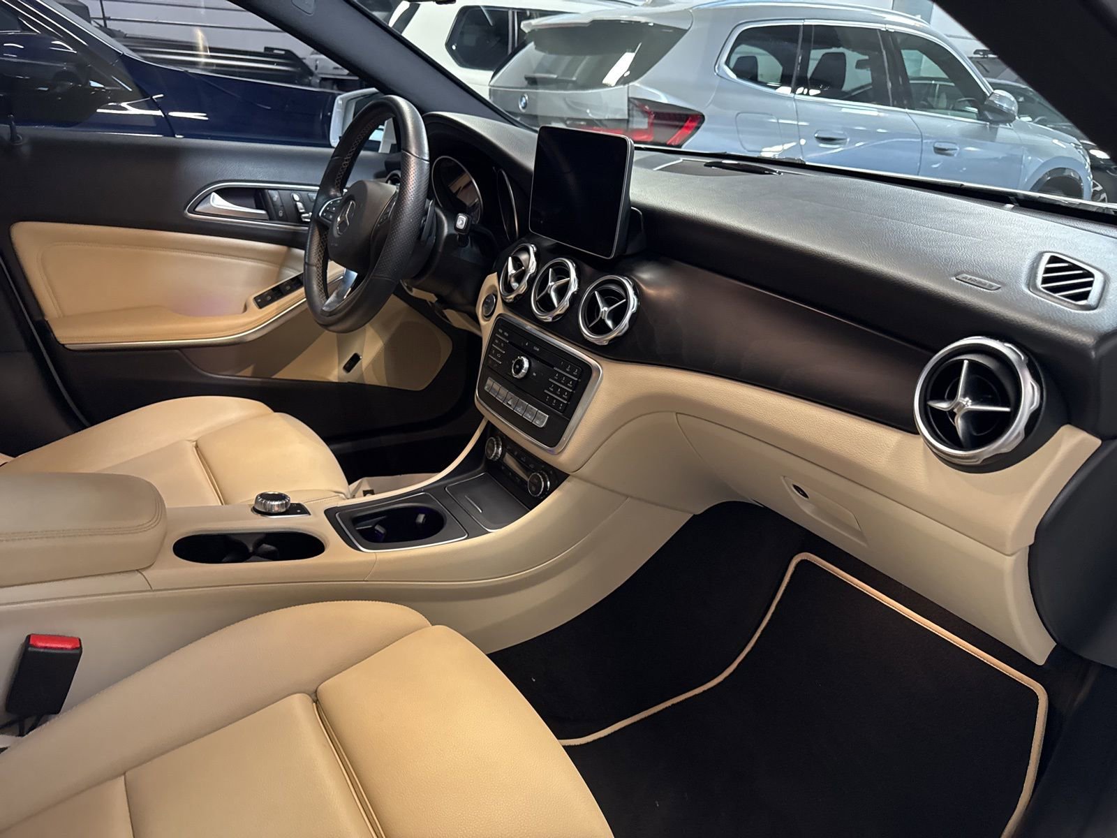 Used 2019 Mercedes-Benz GLA 250 image 30