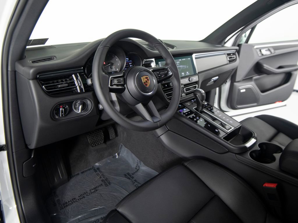 New 2026 Porsche Macan S AWD/4WD image 4
