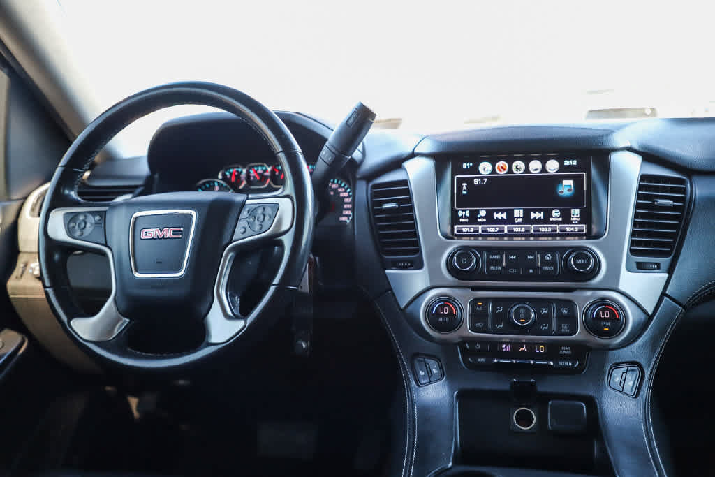Used 2018 GMC Yukon XL SLT w/ Open Road Package RWD image 13