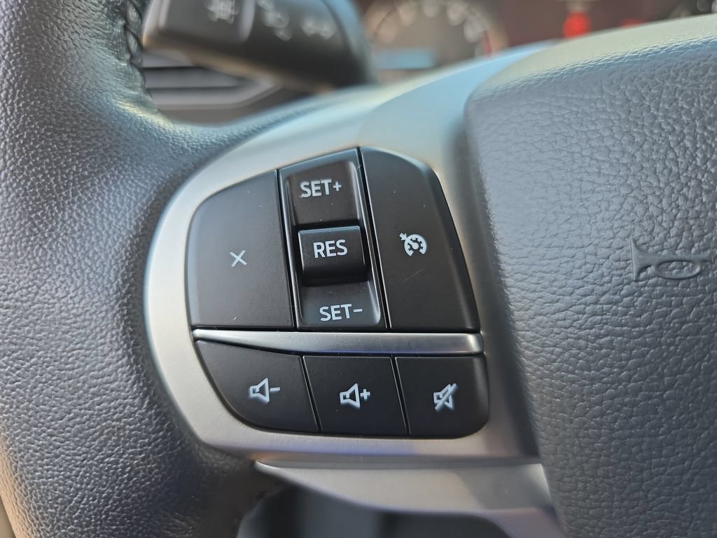 Used 2022 Ford Explorer XLT AWD/4WD image 19