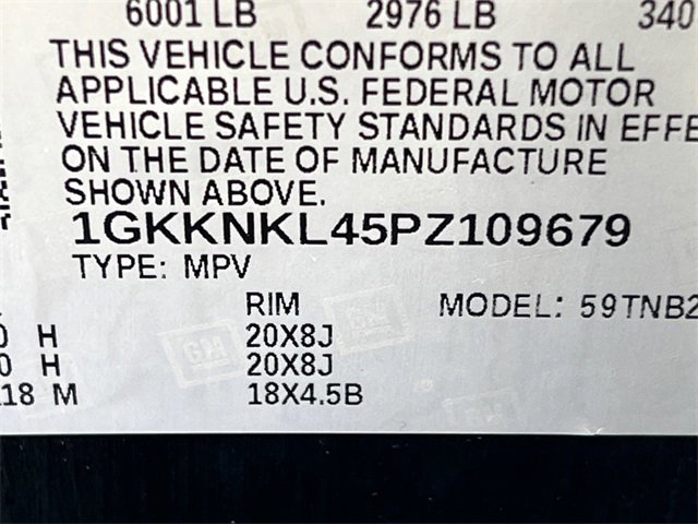 Used 2023 GMC Acadia SLE w/ Driver Convenience Package image 34