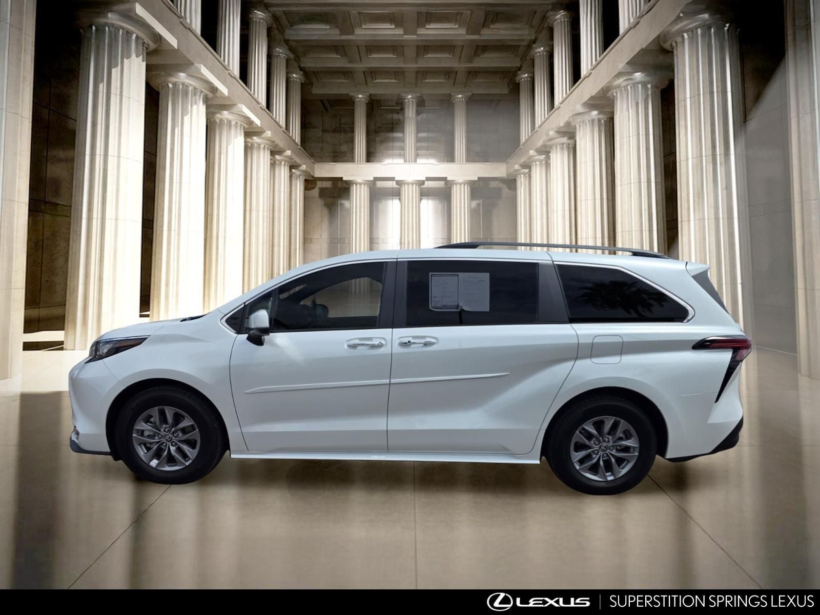 Used 2022 Toyota Sienna XLE FWD image 7