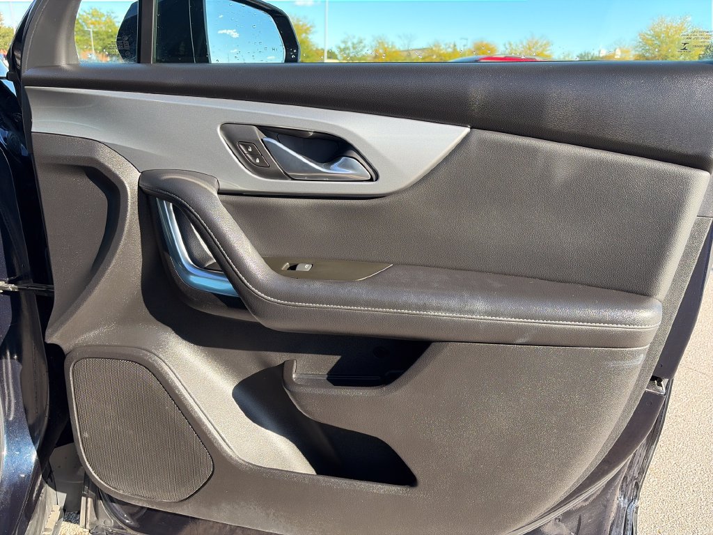 Used 2020 Chevrolet Blazer LT FWD image 9