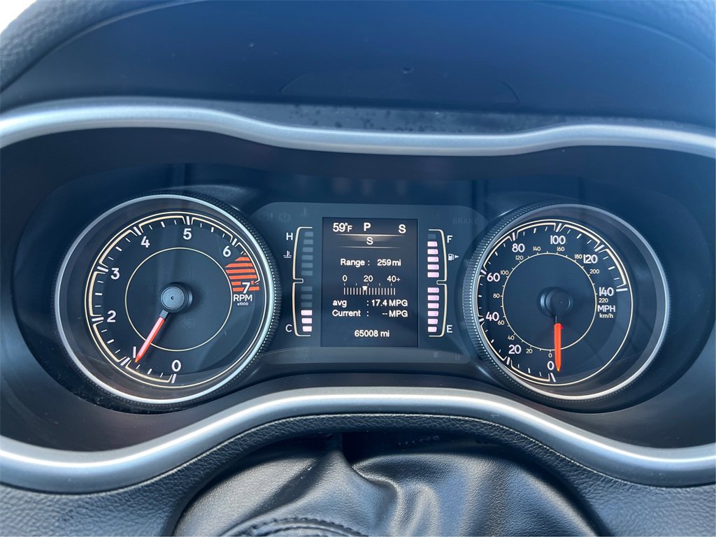 Used 2018 Jeep Cherokee Latitude Plus image 17