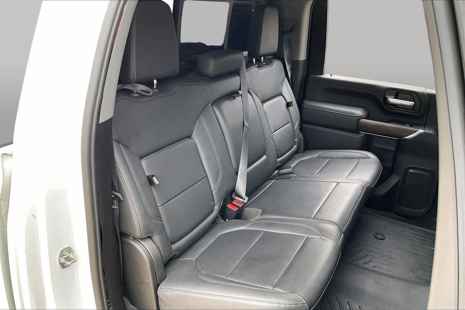 Used 2021 GMC Sierra 2500 SLT w/ SLT Premium Package AWD/4WD image 18