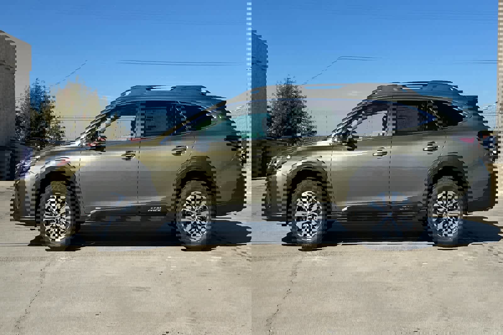 New 2025 Subaru Outback Premium image 6