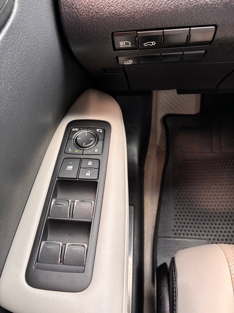 Used 2019 Lexus RX 350 AWD w/ Navigation Package image 25