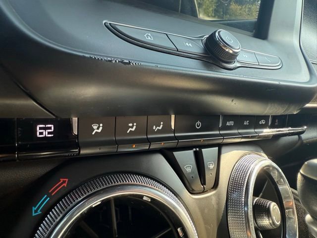 Used 2021 Chevrolet Camaro LT image 20