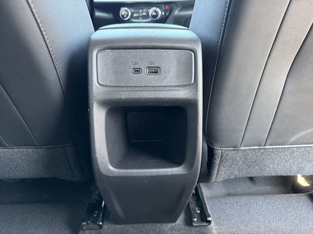 Used 2025 Chevrolet Trax LT image 22