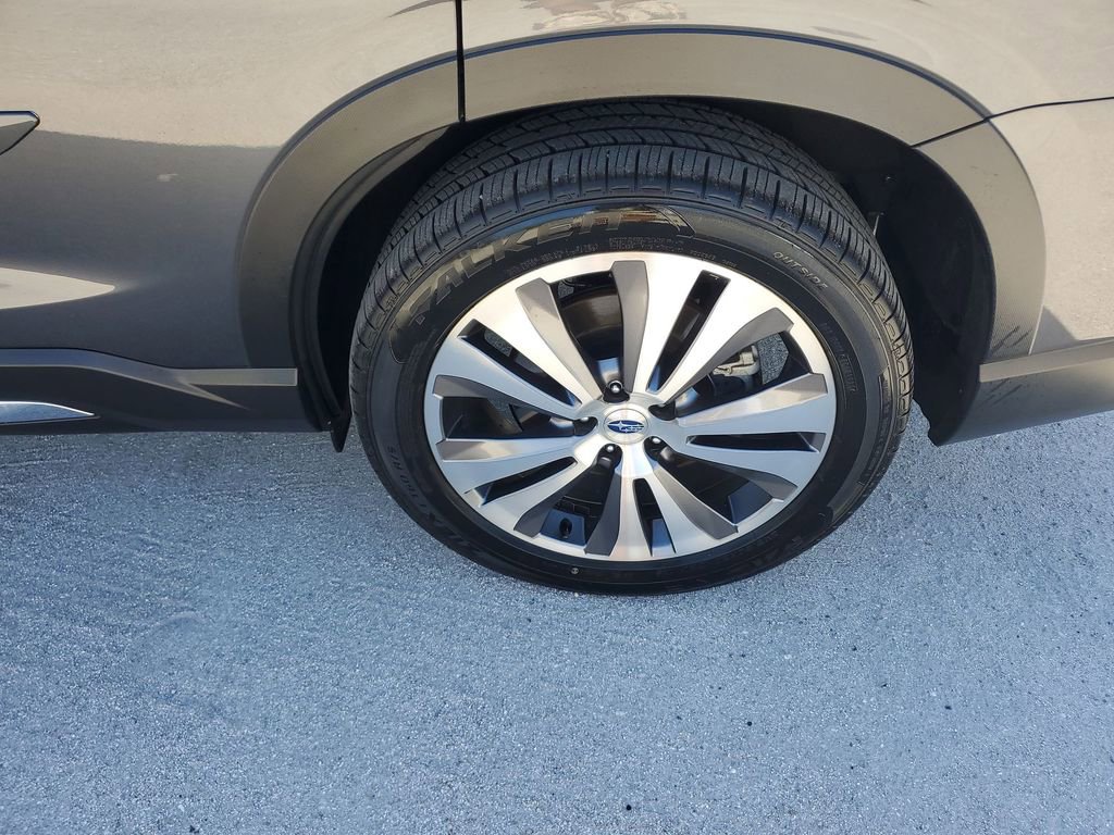 Used 2022 Subaru Ascent Limited w/ Technology Package image 19