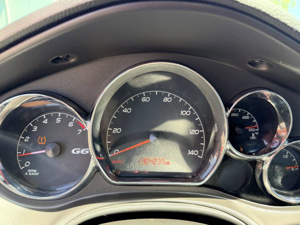 Used 2009 Pontiac G6 GT w/ Sport Package 1 FWD image 15