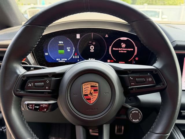 Certified 2024 Porsche Macan 4 Electric AWD/4WD image 24