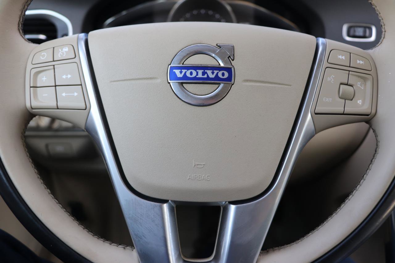 Used 2015 Volvo V60 T5 Platinum image 26