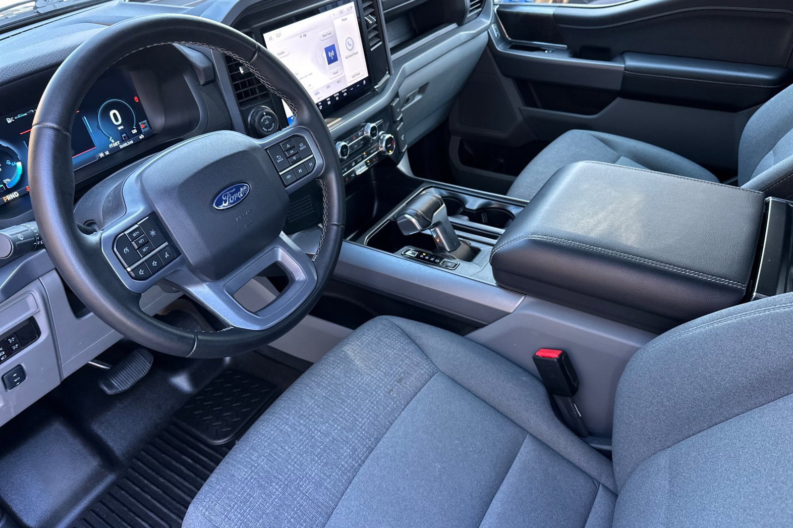 Certified 2025 Ford F150 Lightning XLT AWD/4WD image 14