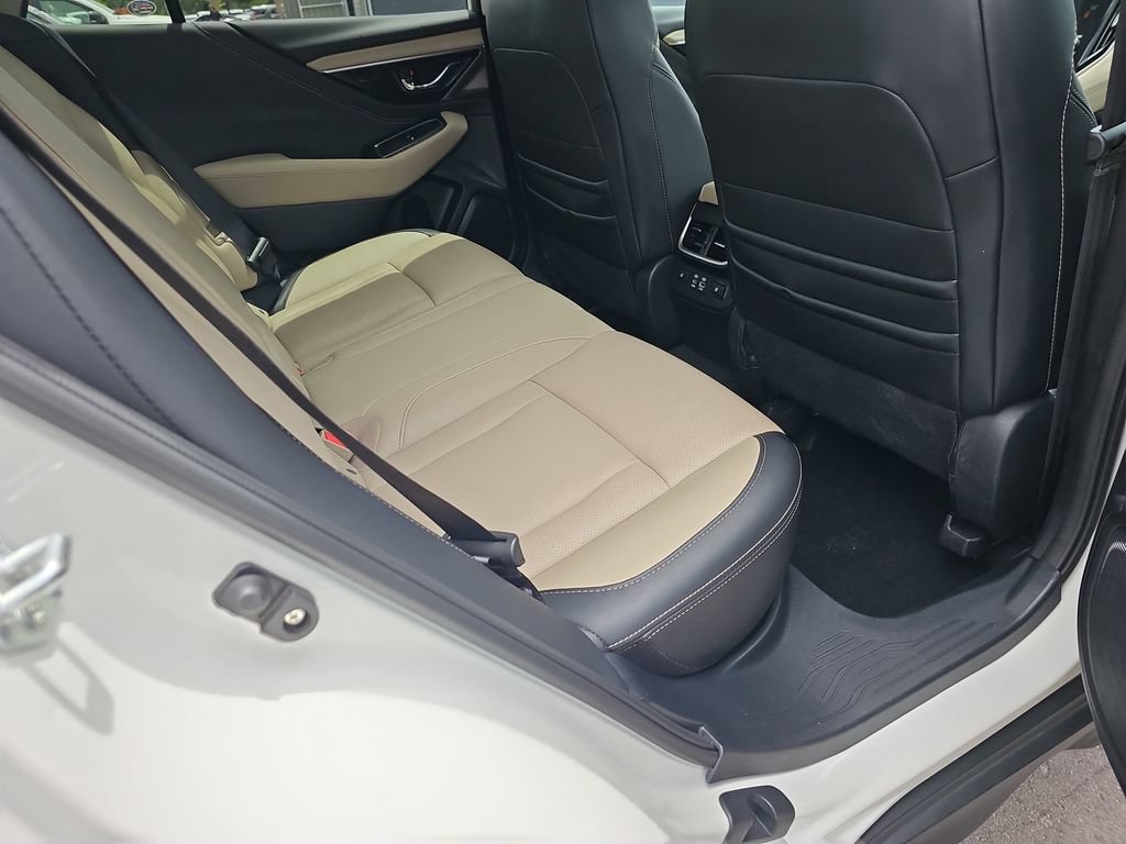Used 2024 Subaru Outback Limited AWD/4WD image 15