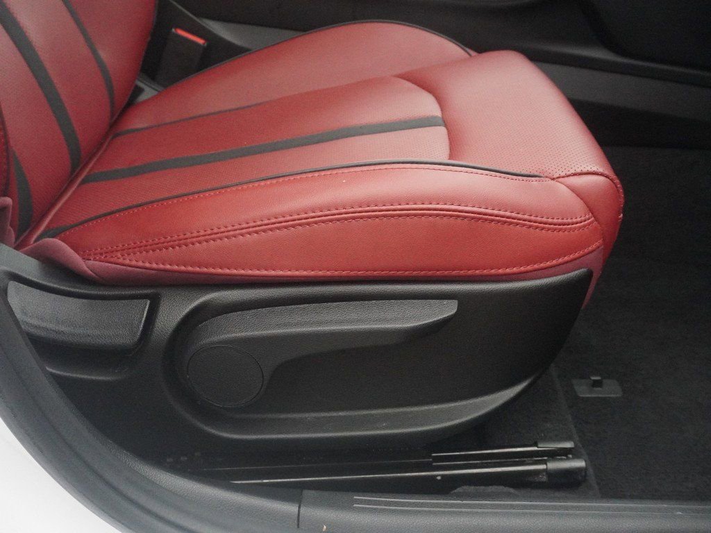 Used 2023 Kia K5 GT-Line image 28