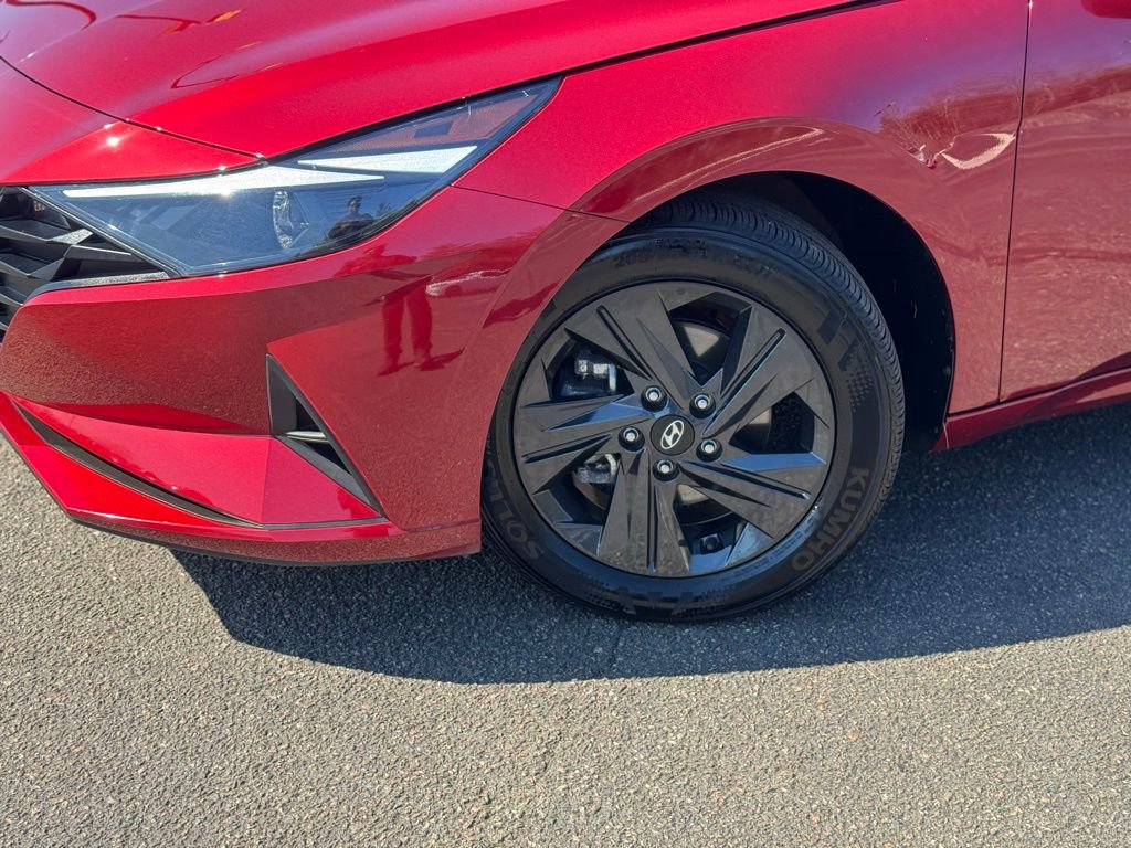 Used 2023 Hyundai Elantra SEL image 7