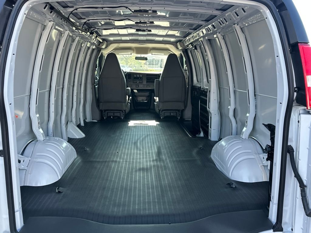 New 2025 Chevrolet Express 3500 Extended w/ Driver Convenience Package image 11