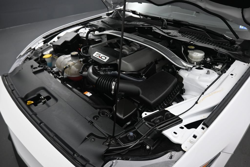 Used 2016 Ford Mustang GT Premium w/ Equipment Group 401A RWD image 46
