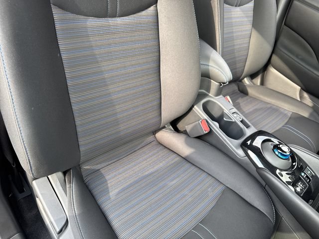 Certified 2025 Nissan Leaf SV Plus FWD image 27