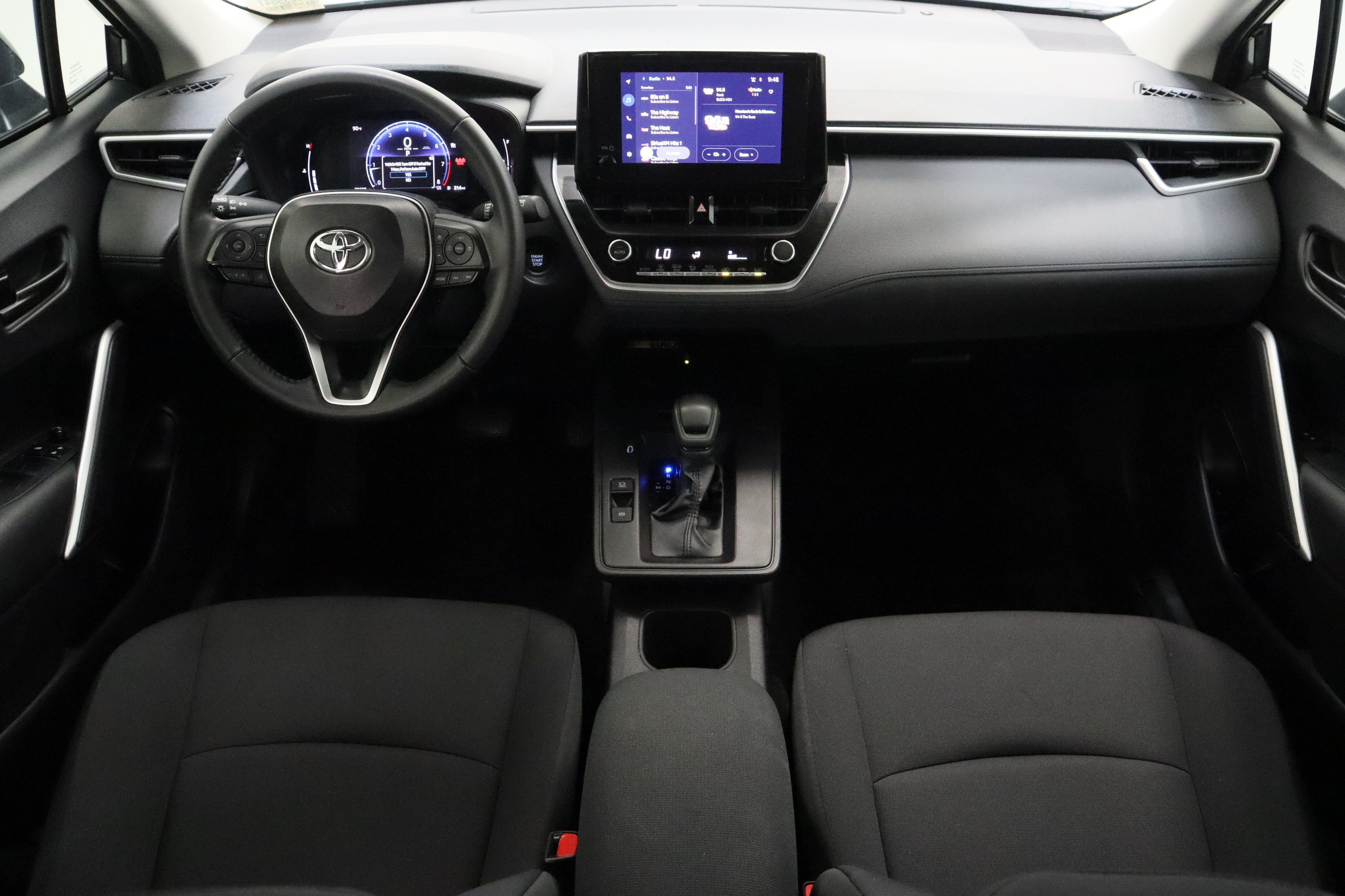 Certified 2026 Toyota Corolla Cross LE FWD image 28