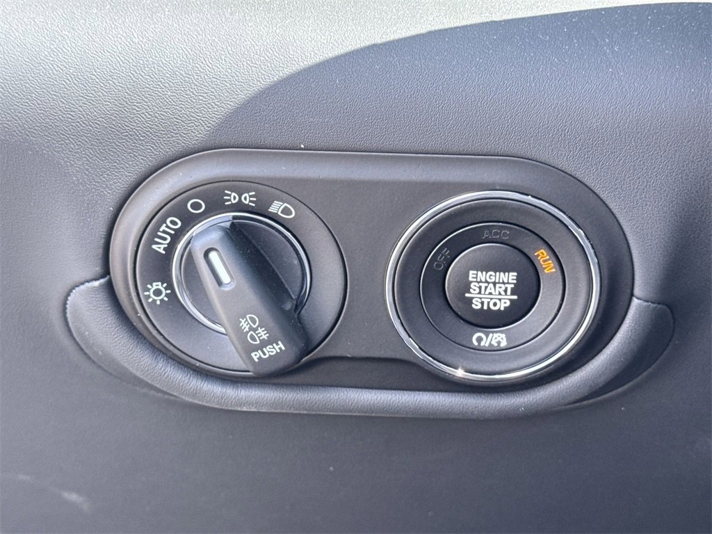 New 2024 Maserati Levante Modena Ultima image 14