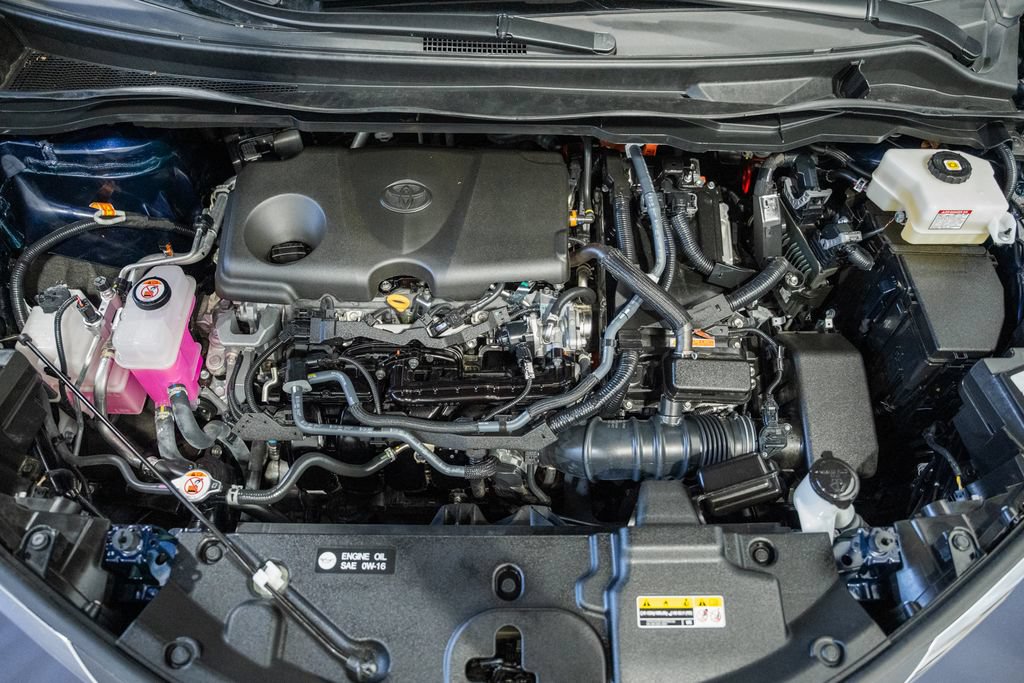 Used 2025 Toyota Sienna XLE FWD image 21
