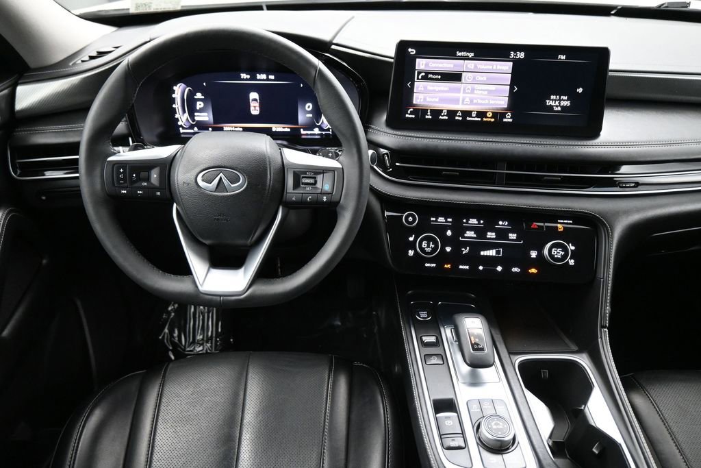 Used 2023 INFINITI QX60 Luxe w/ Cargo Package FWD image 6