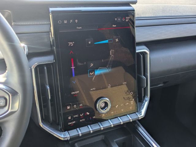 Used 2025 GMC Acadia Elevation image 24