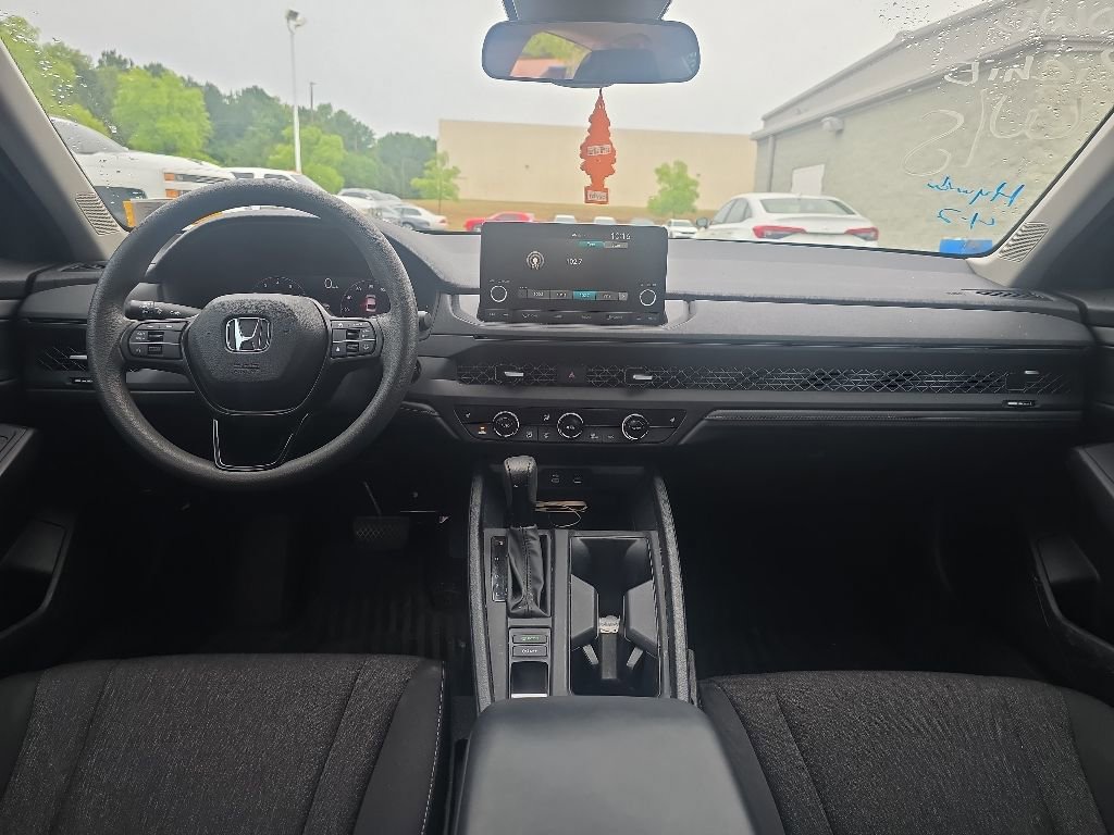 Used 2024 Honda Accord EX image 16