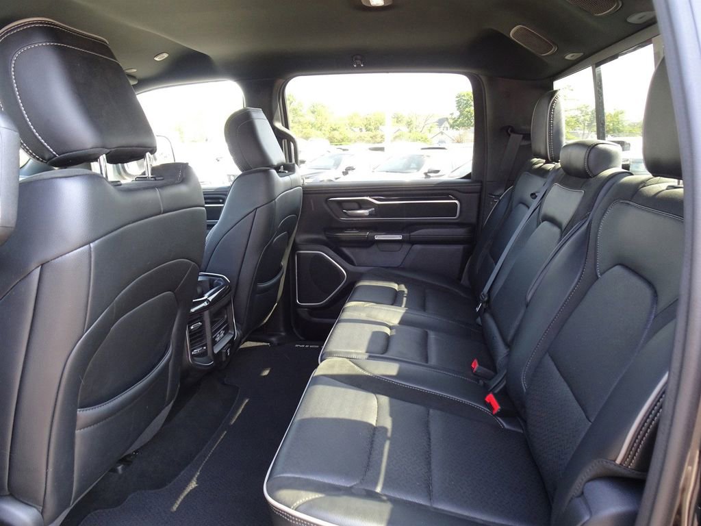 Used 2022 RAM 1500 Laramie w/ Sport Appearance Package image 15