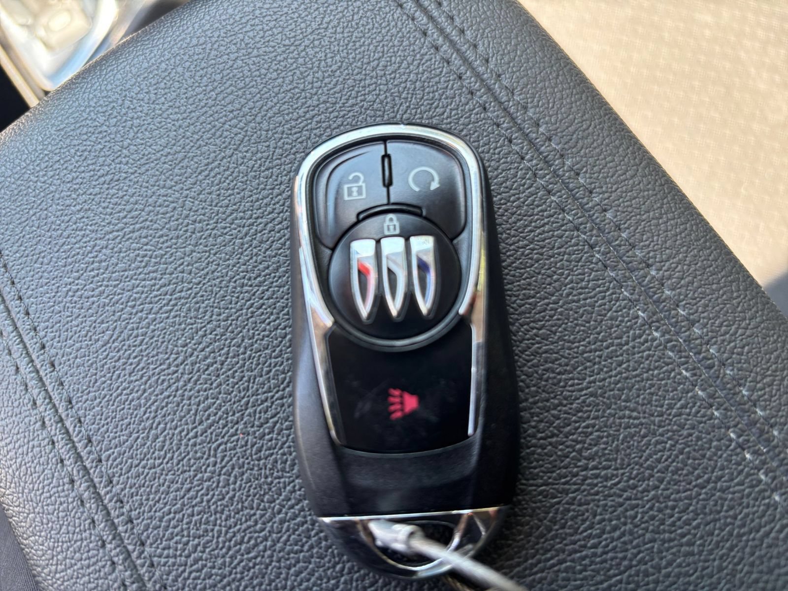 Used 2026 Buick Encore GX Preferred FWD image 18