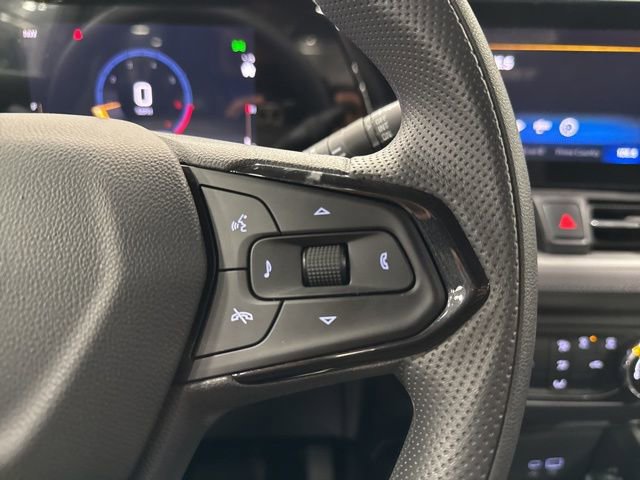 Used 2024 Chevrolet TrailBlazer LS w/ LS Convenience Package image 18