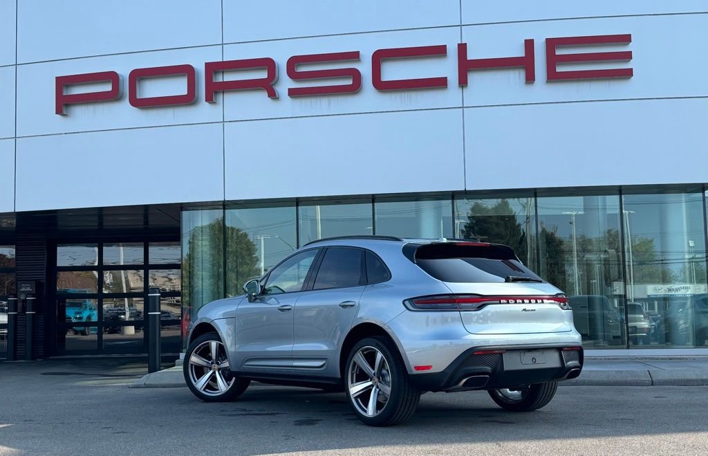 New 2026 Porsche Macan image 3