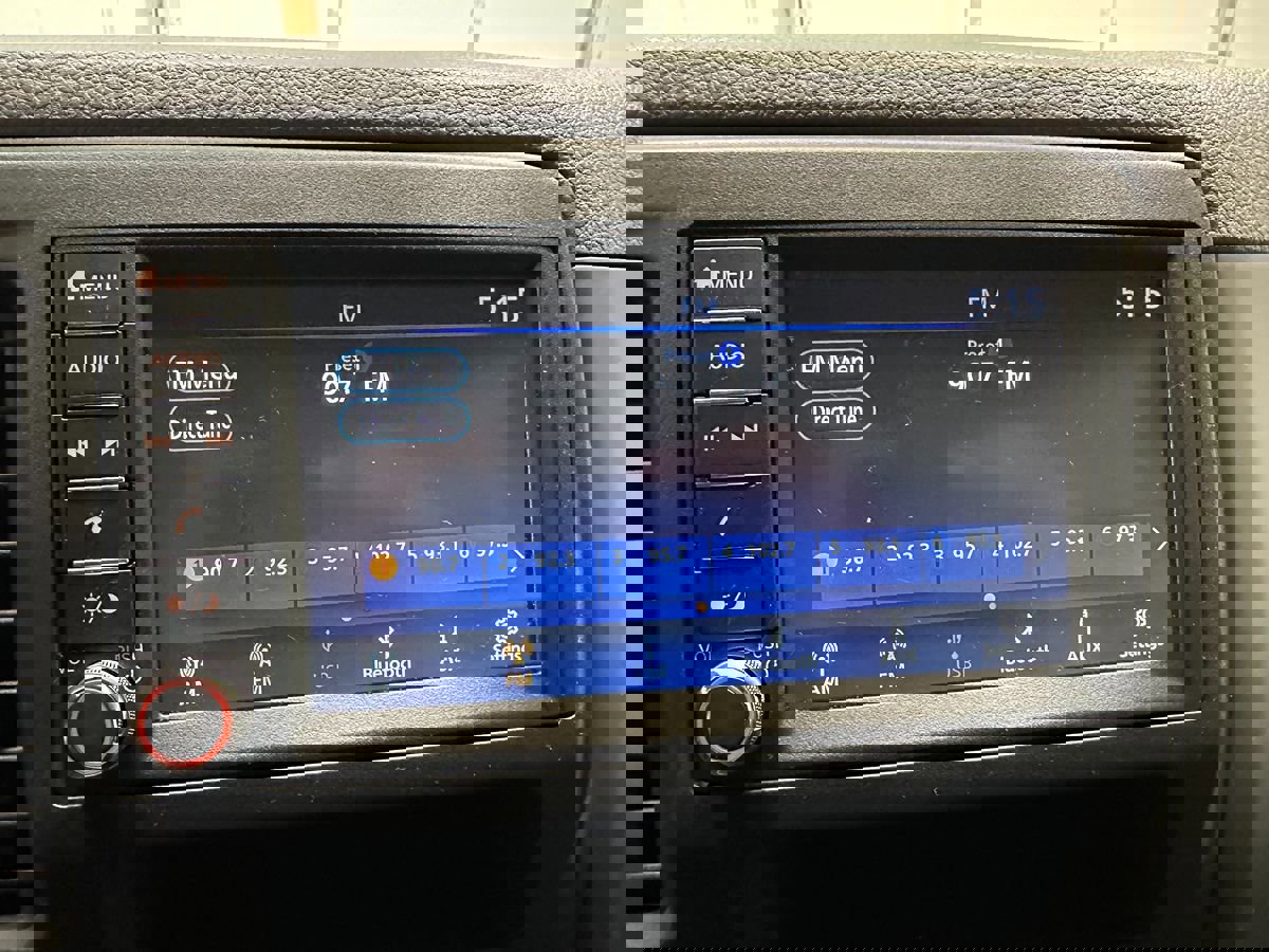 Used 2021 Nissan NV 2500 S image 31