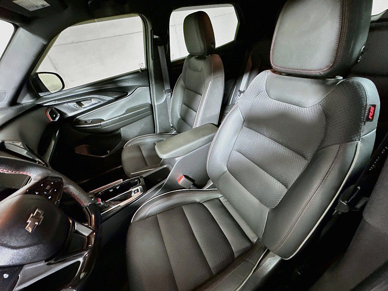 Used 2023 Chevrolet TrailBlazer RS w/ Convenience Package FWD image 11