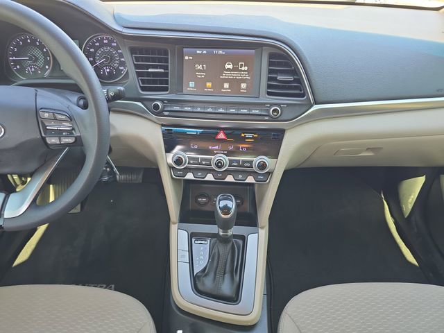 Used 2020 Hyundai Elantra SEL image 11