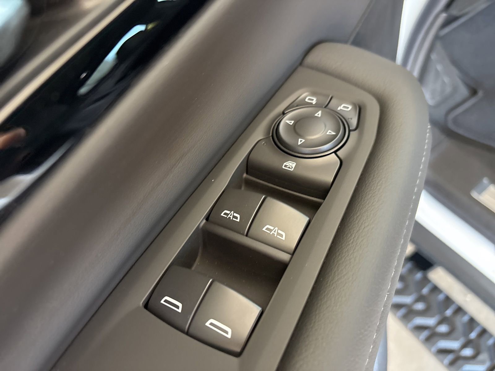 New 2026 Chevrolet Tahoe Z71 w/ Sun And Tow Package image 12