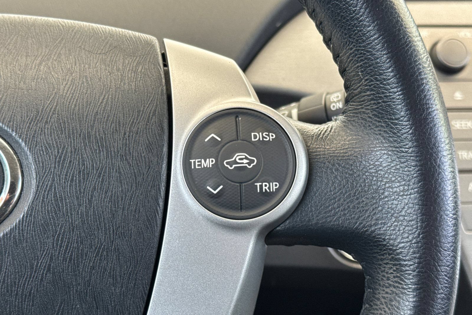 Used 2013 Toyota Prius Five FWD image 30